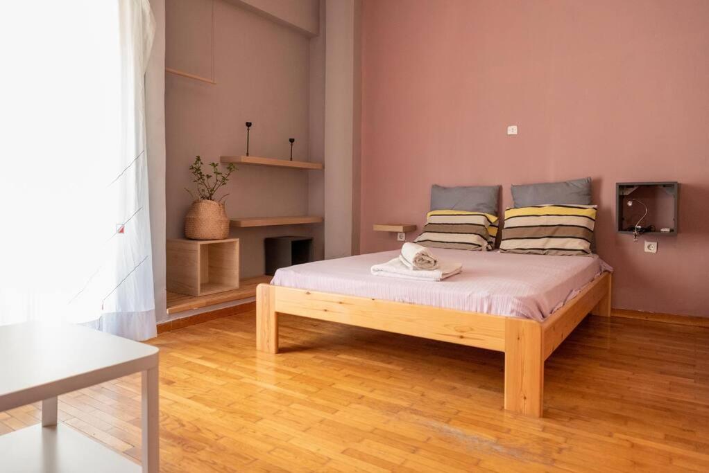Nice Apartment Near City Center Atene Esterno foto