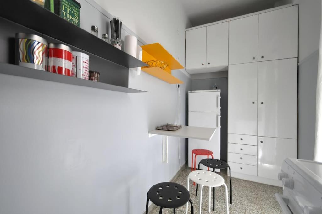 Nice Apartment Near City Center Atene Esterno foto