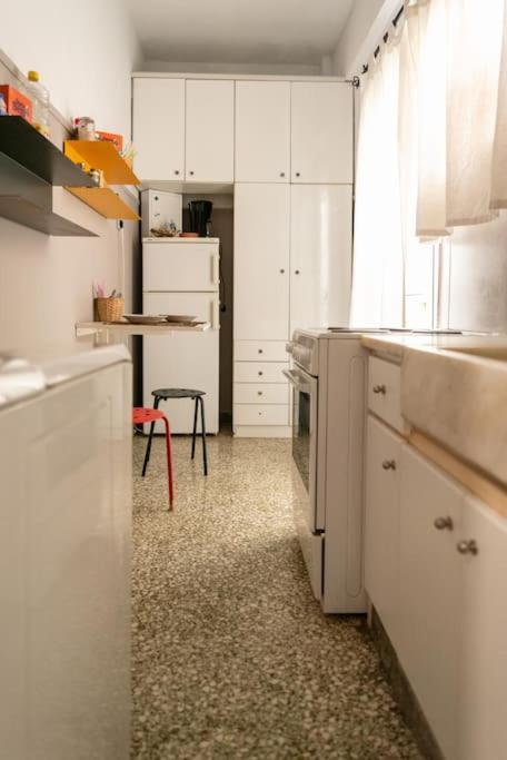 Nice Apartment Near City Center Atene Esterno foto