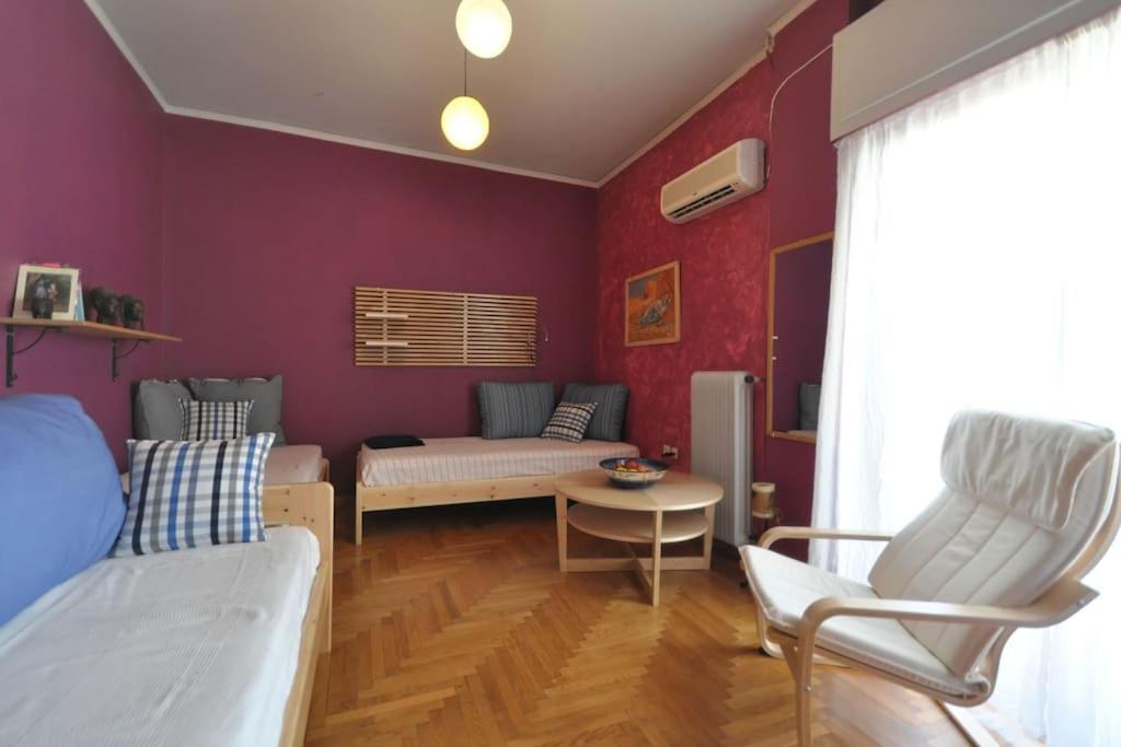 Nice Apartment Near City Center Atene Esterno foto