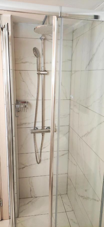 Nice Apartment Near City Center Atene Esterno foto